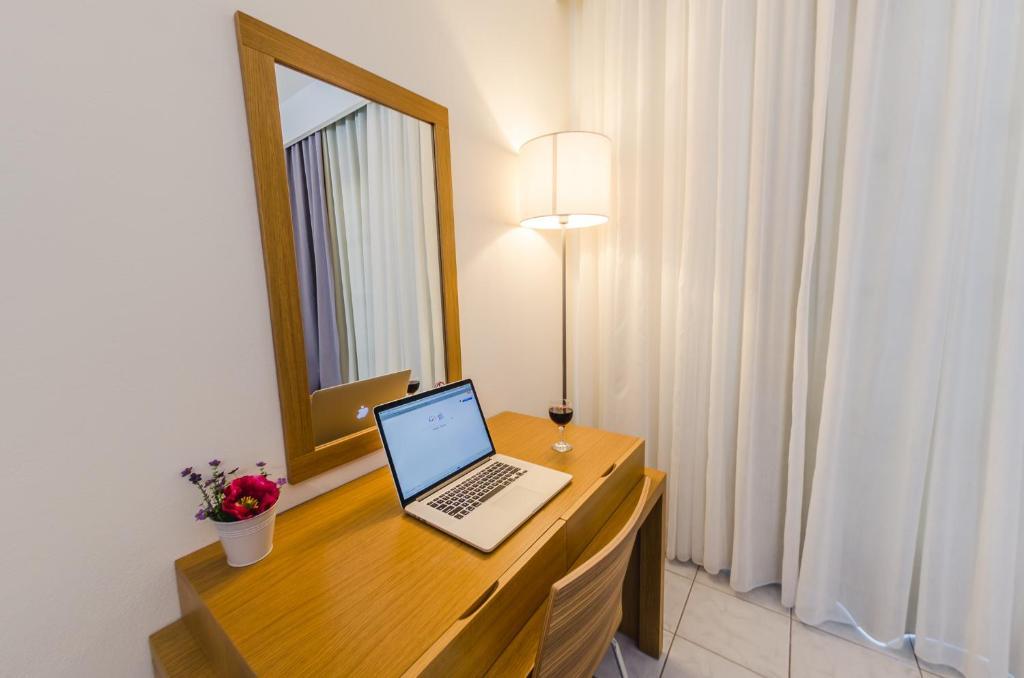 Hotel Nereides Patitiri  Room photo