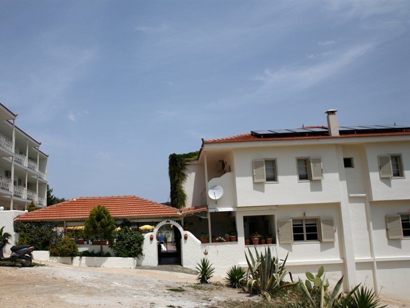 Hotel Nereides Patitiri  Exterior photo